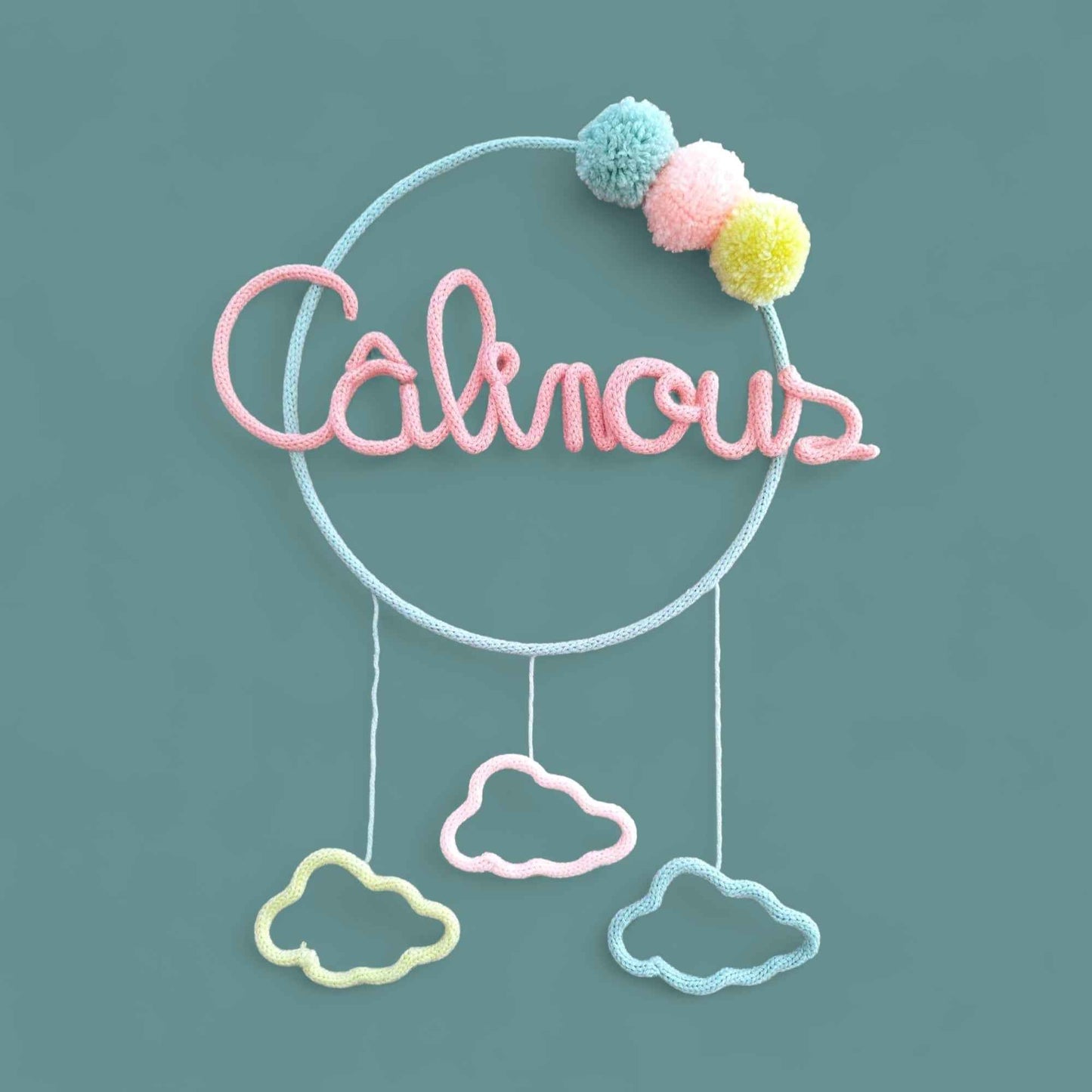 Tricotin rond 3 pompons 3 décos