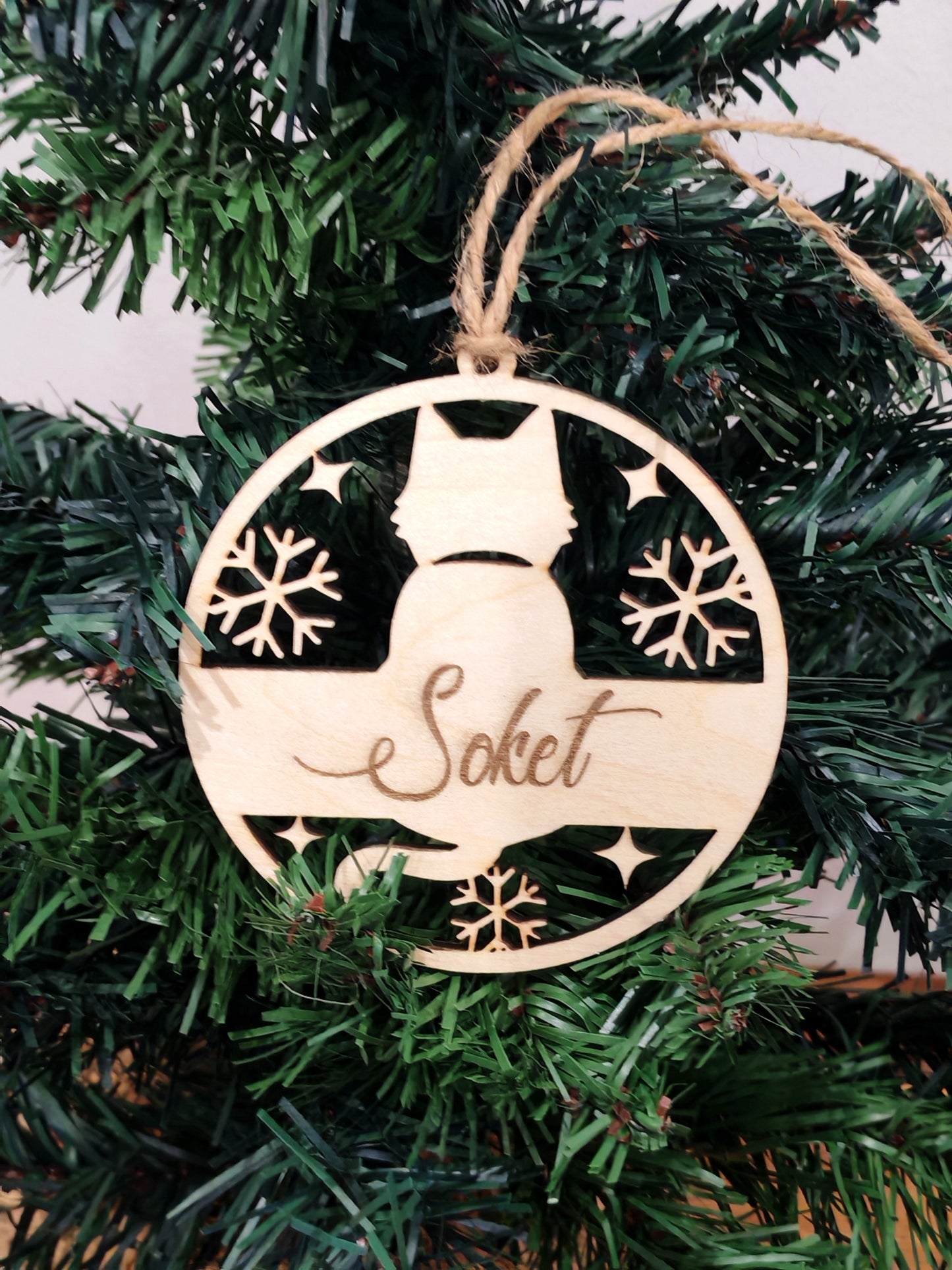 Boule Noël Chat en Bois Gravé
