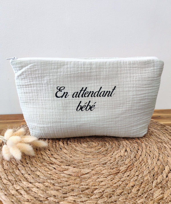 Trousse de Toilette Personnalisable en Gaze de Coton – Pour Bébé et Maman –