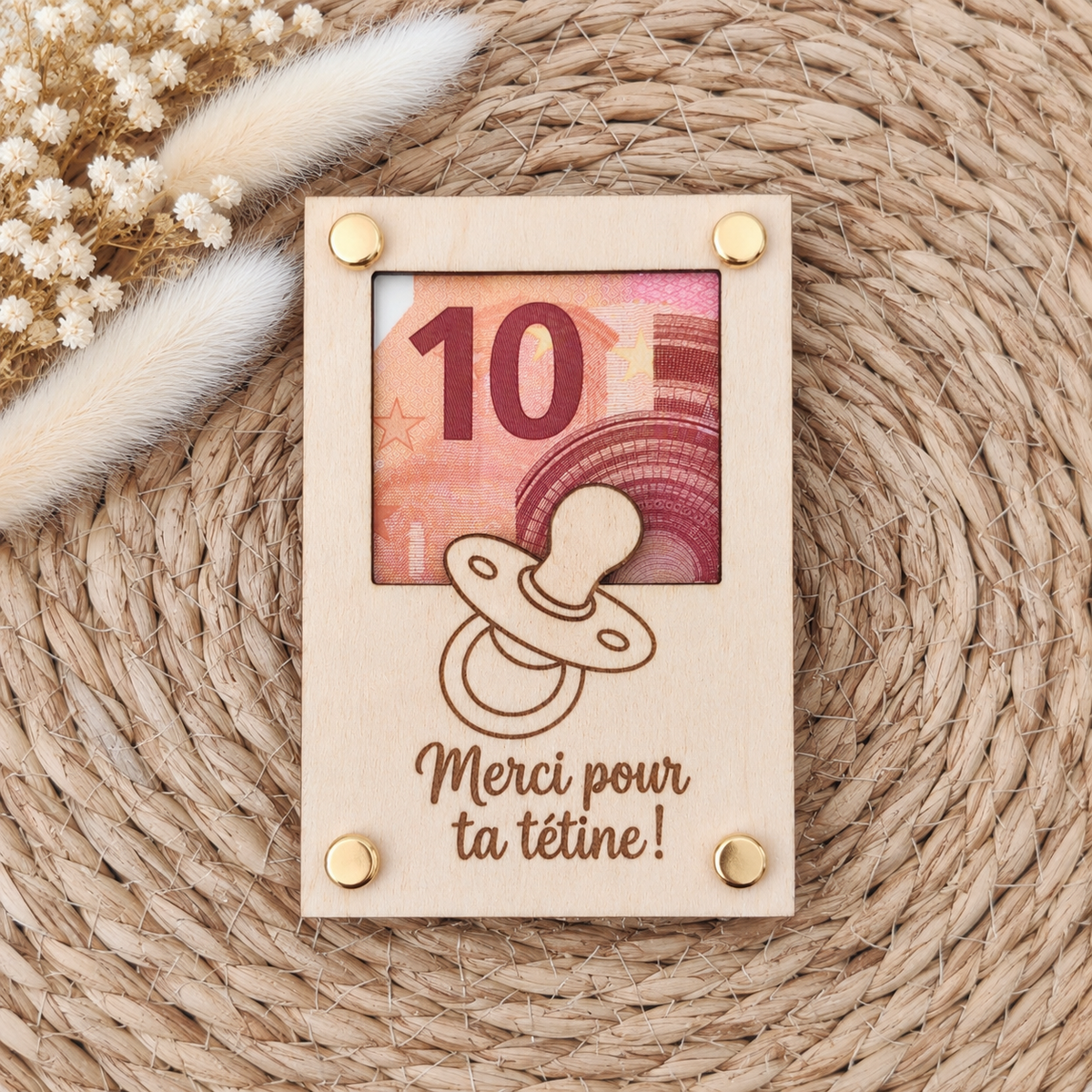 Petite carte cadeau en bois