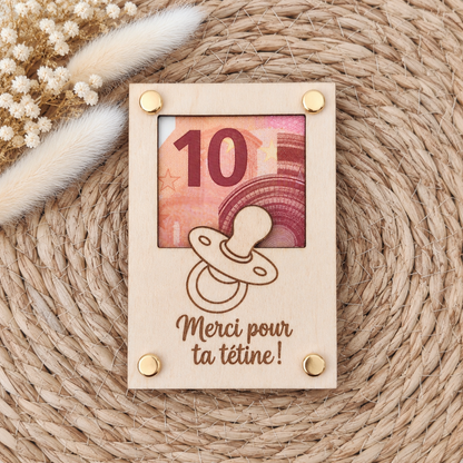 Petite carte cadeau en bois