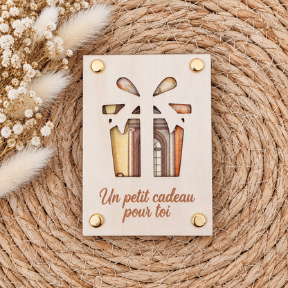 Petite carte cadeau en bois