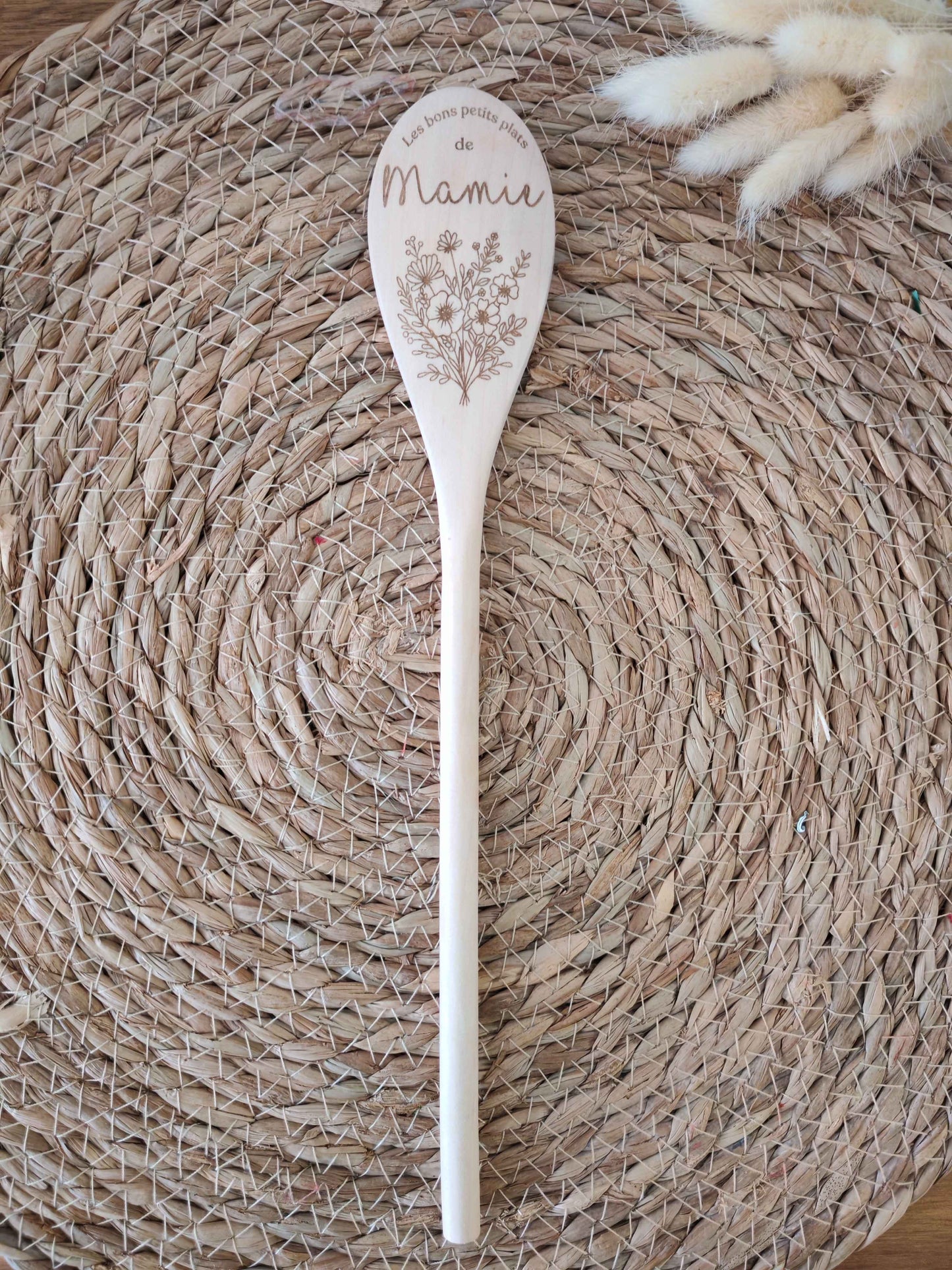 Cuillère en bois gravée