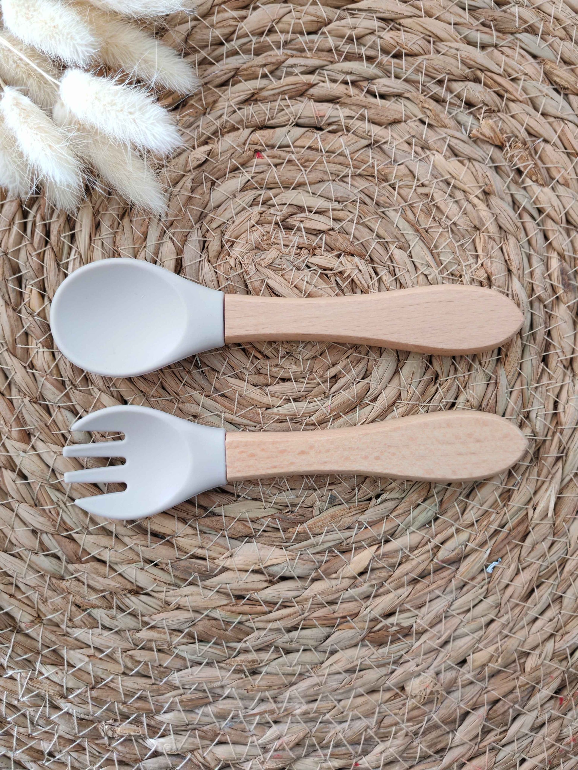 Couverts en bois et silicone personnalisés